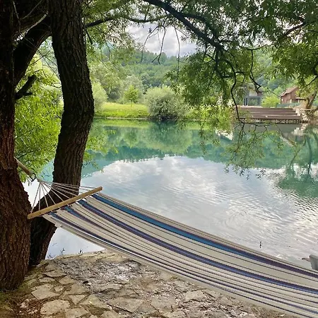 別荘 Unna-e Luxury House