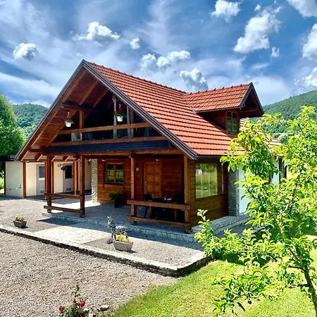 別荘 Unna-e Luxury House *