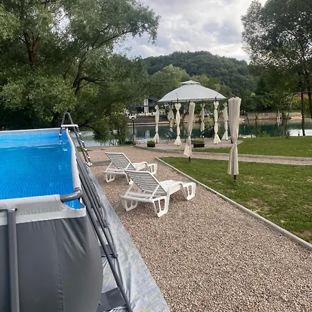 Unna-e Luxury House
